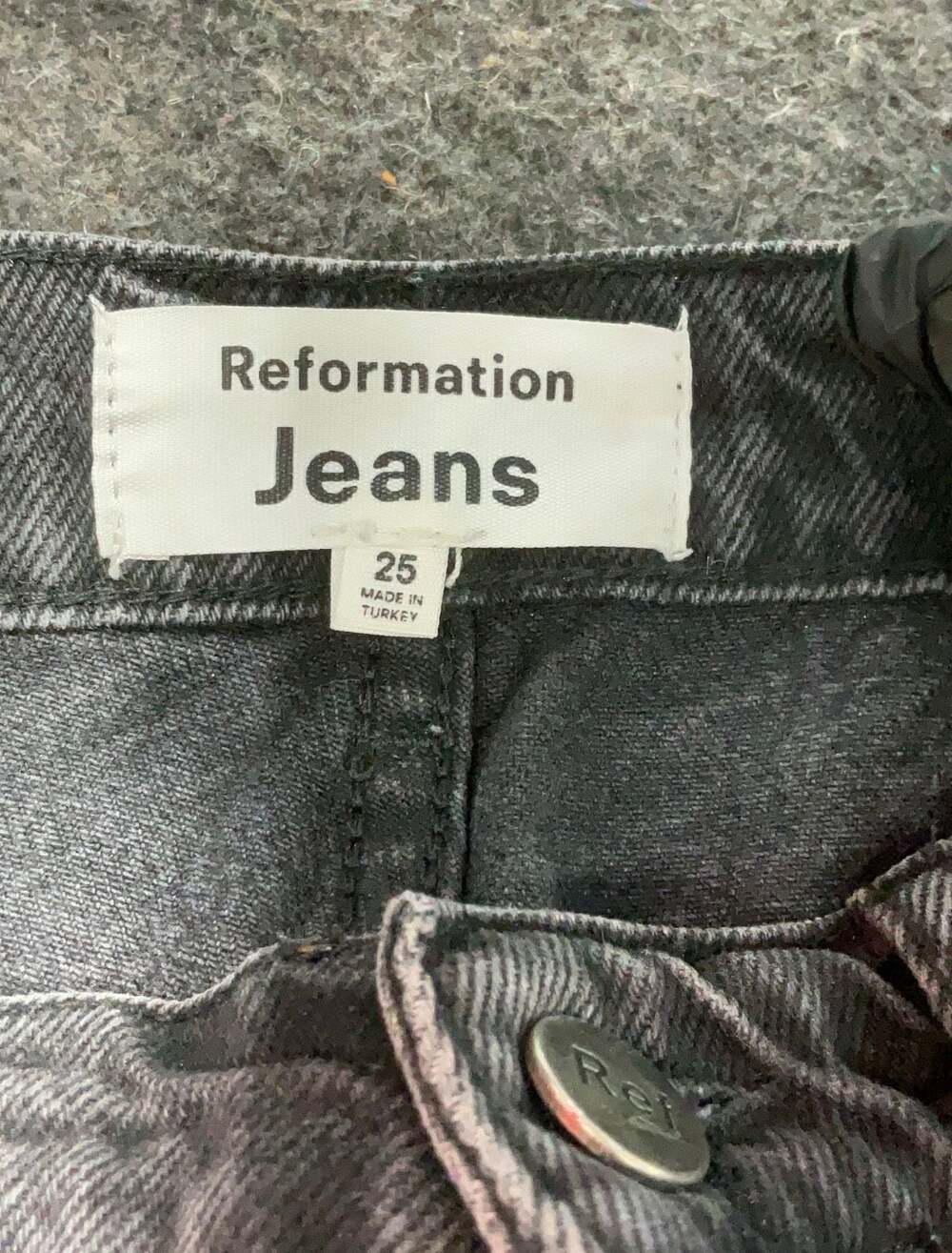 Reformation Cynthia High Rise Straight Ripped Jeans Size 25 - Picture 3 of 3